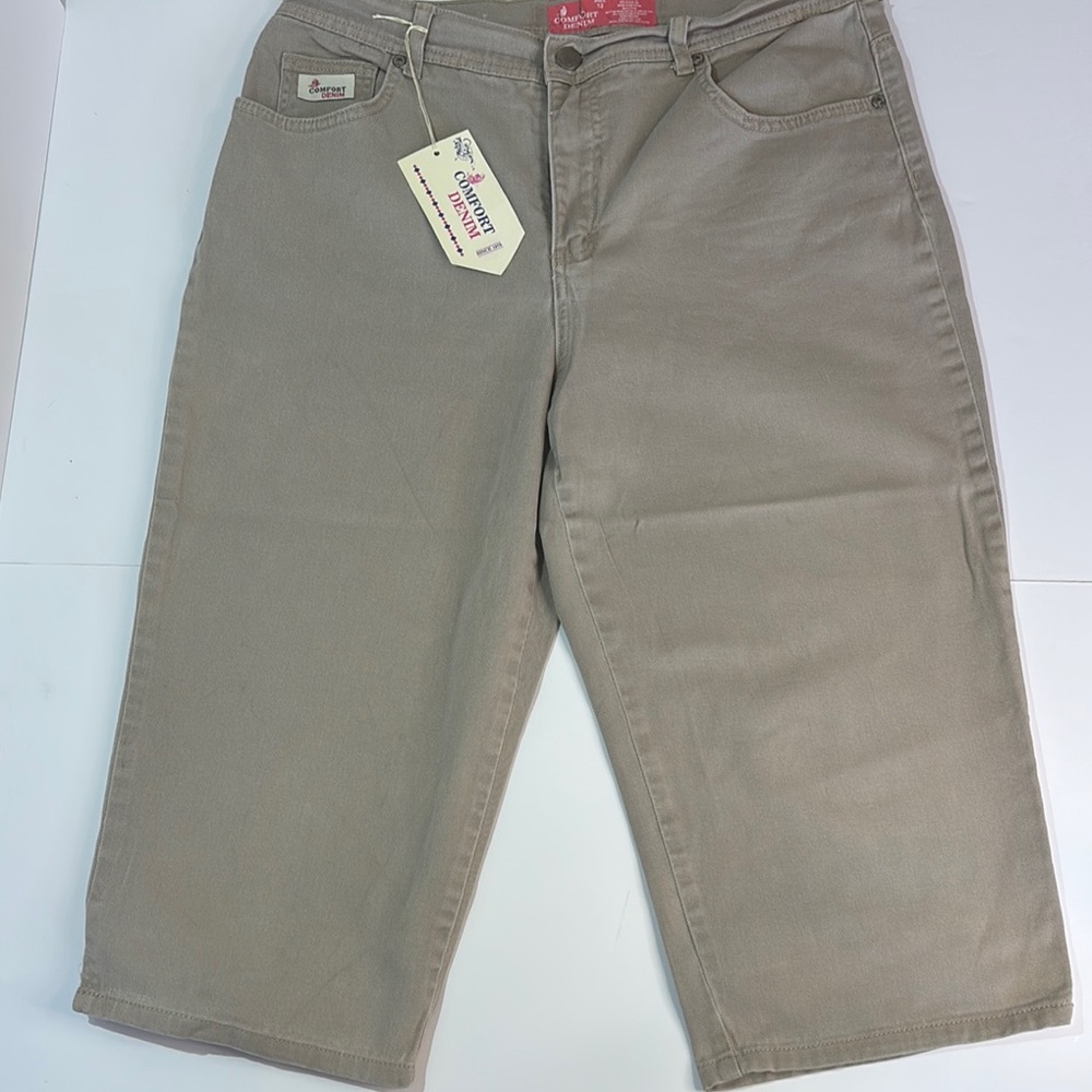 Khaki Tan Capri Pants size 12
